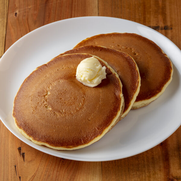 HOMEMADE BUTTERMILK PANCAKES
